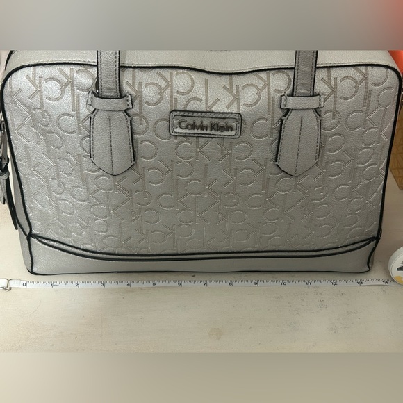 Calvin Klein Bag in Silver - Picture 11 of 13